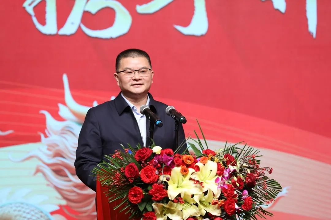 花花牛乳業(yè)30周年暨2024年客戶(hù)大會(huì)圓滿(mǎn)召開(kāi)！